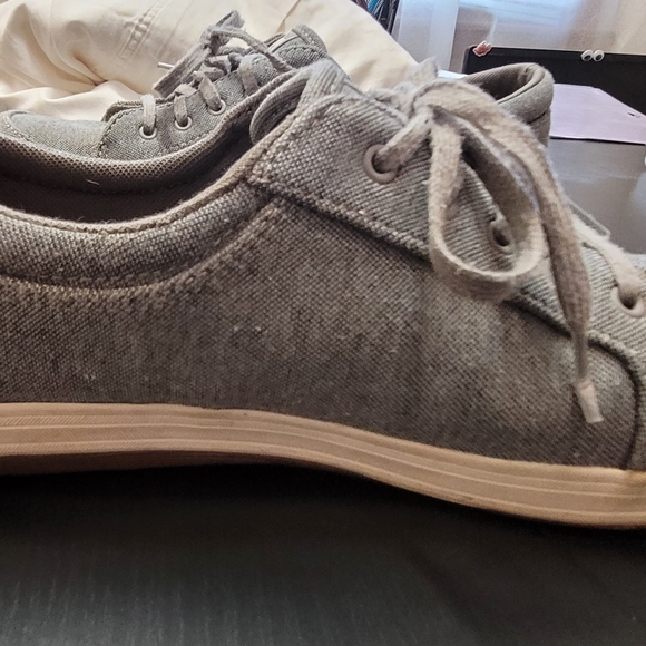 Keds Women's Gray Sneakers - Picture 4 of 8
